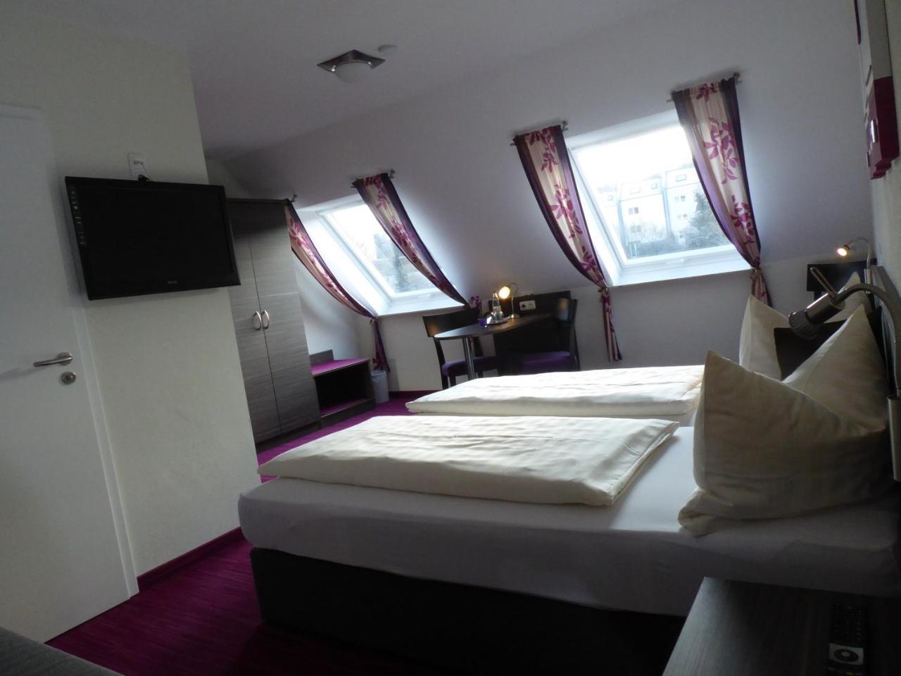 Pension Am Weinberg Bed & Breakfast Mainstockheim Zewnętrze zdjęcie